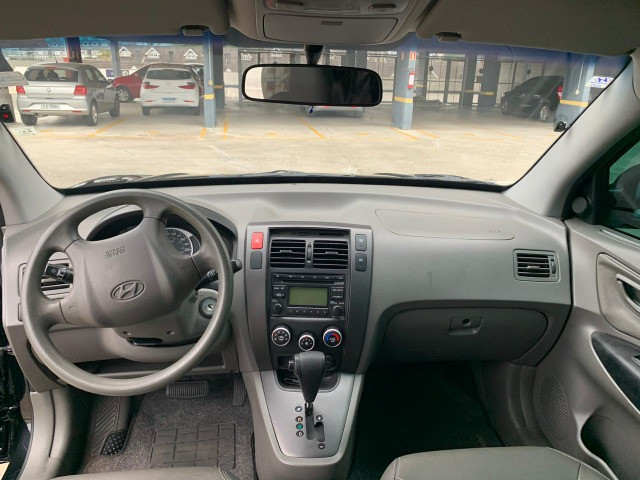 Vendo Camioneta Tucson hyundai 2010 completa - Foto 8