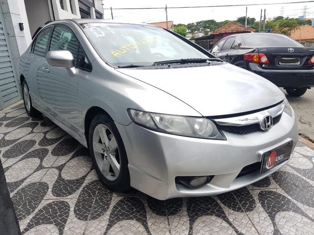 Honda Civic LXS 1.8 Automatico