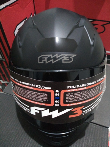 Capacete Top FW3 Classic Premium (viseira extra fumê) - Foto 19