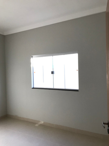Linda casa no Jardim Itália com oportunidade única - Foto 14
