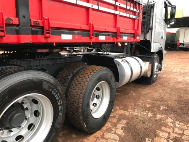 Fh 520 engatado rodotrem curto 3x3 - Foto 8