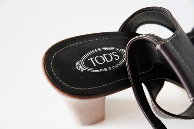 Sandalia Marrom Tods - Foto 4