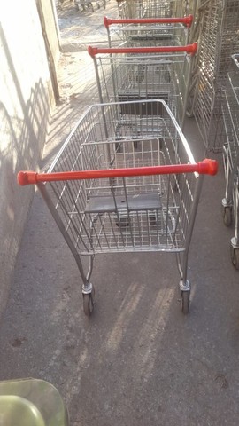 Carrinhos de supermercado  - Foto 2