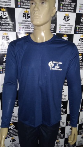 camisa manga longa com seu logo