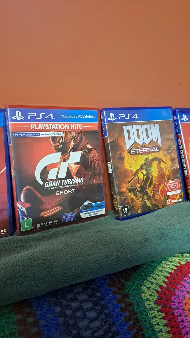 PS4 PRO semi novo - Videogames - Taguatinga Norte (Taguatinga), Brasília  1258755576