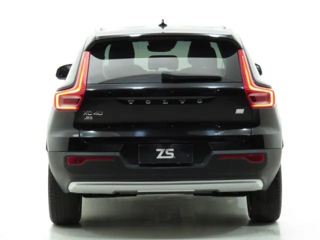  Volvo XC40 1.5 T5 Recharge Momentum Geartronic