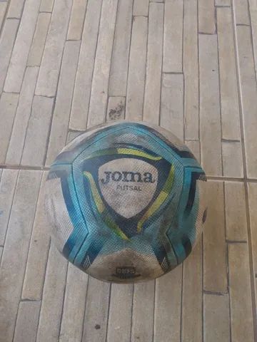 Tênis e bola de futsal - Foto 5