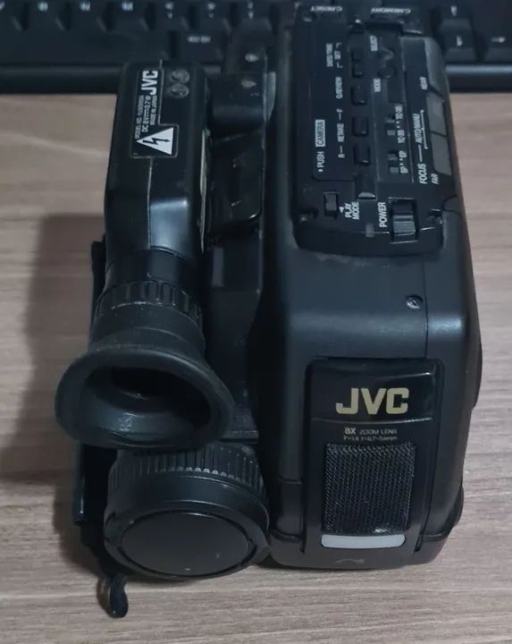 Filmadora JVC Antiga - Usada - Foto 4