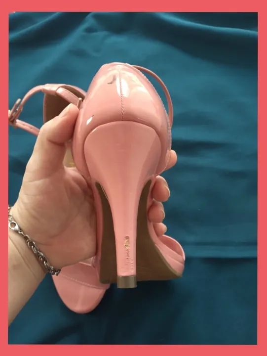 Percata feminina  - Foto 4