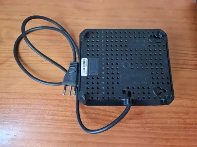 Estabilizador Microsol Cubic 300VA Mono 115V - APC by Schneider Electric. - Foto 3