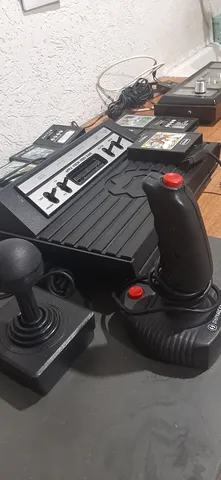 Vendo Atari + de 20 jogos
