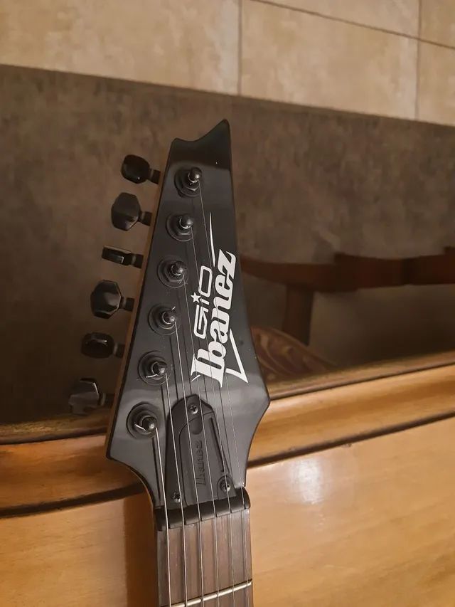 Guitarra Ibanez Gio (caps Emg) - Foto 3