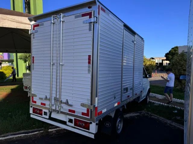 Tlux - T30 com baú  - Foto 3