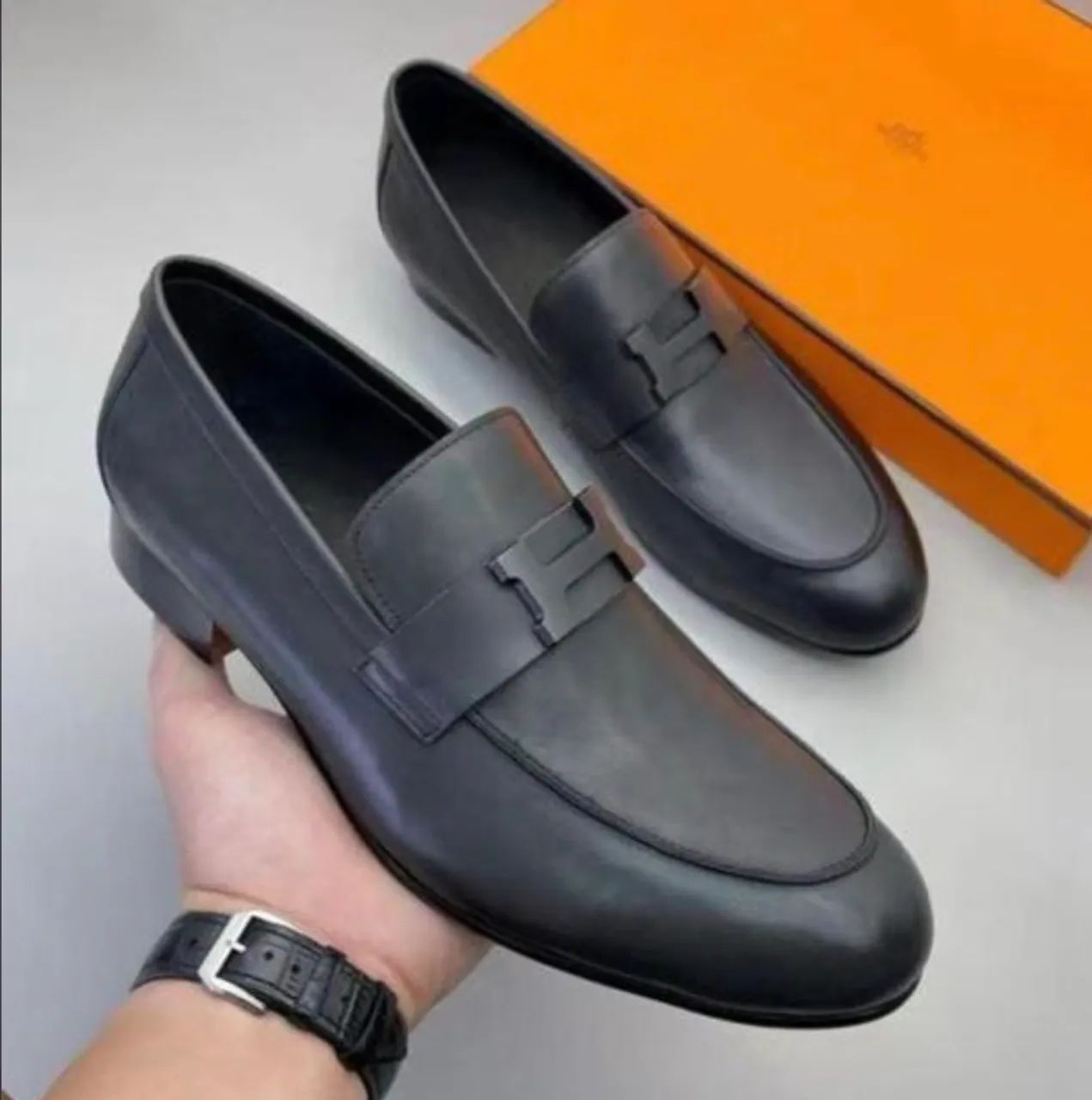 Sapato Mocassim Valentino Garavani , Hermes , Ferragamo - Foto 4