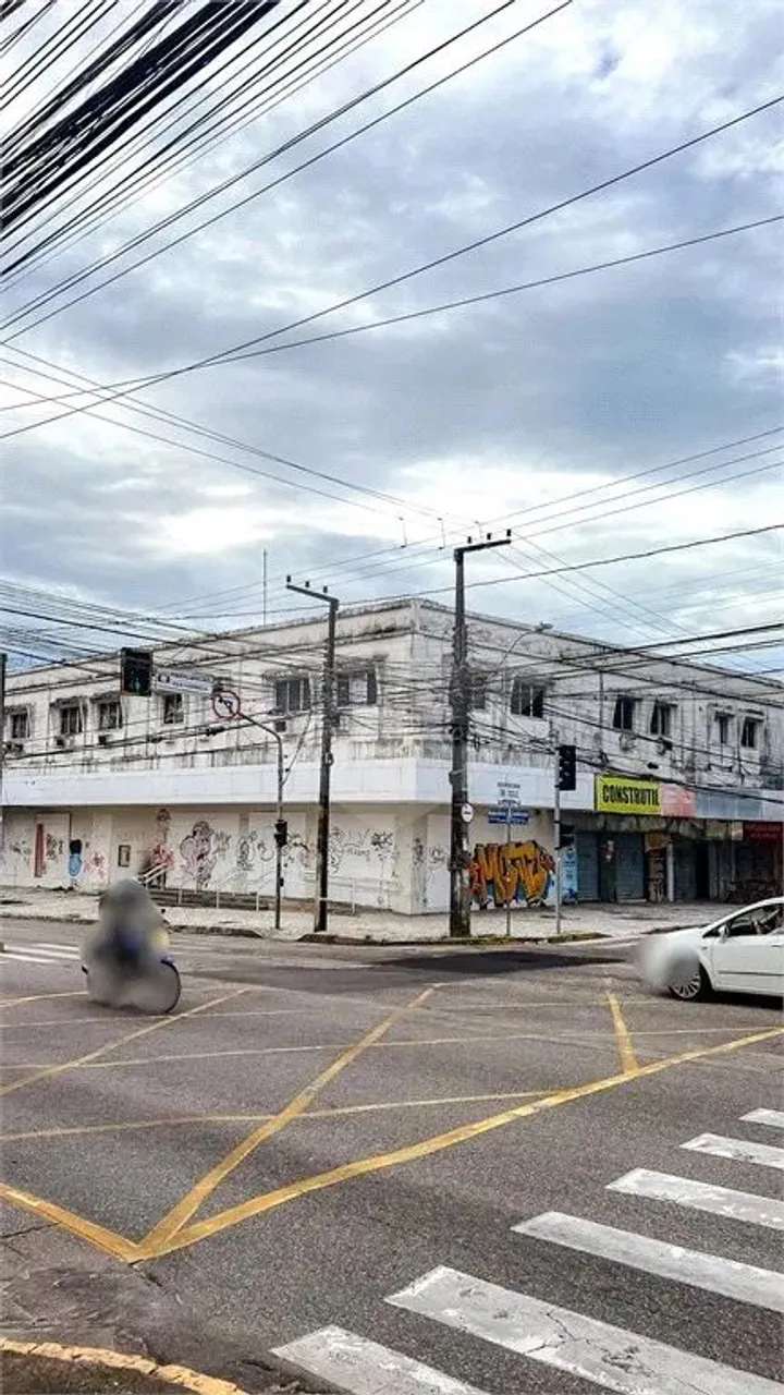 Terreno de esquina com 2.904m², Joaquim Távora