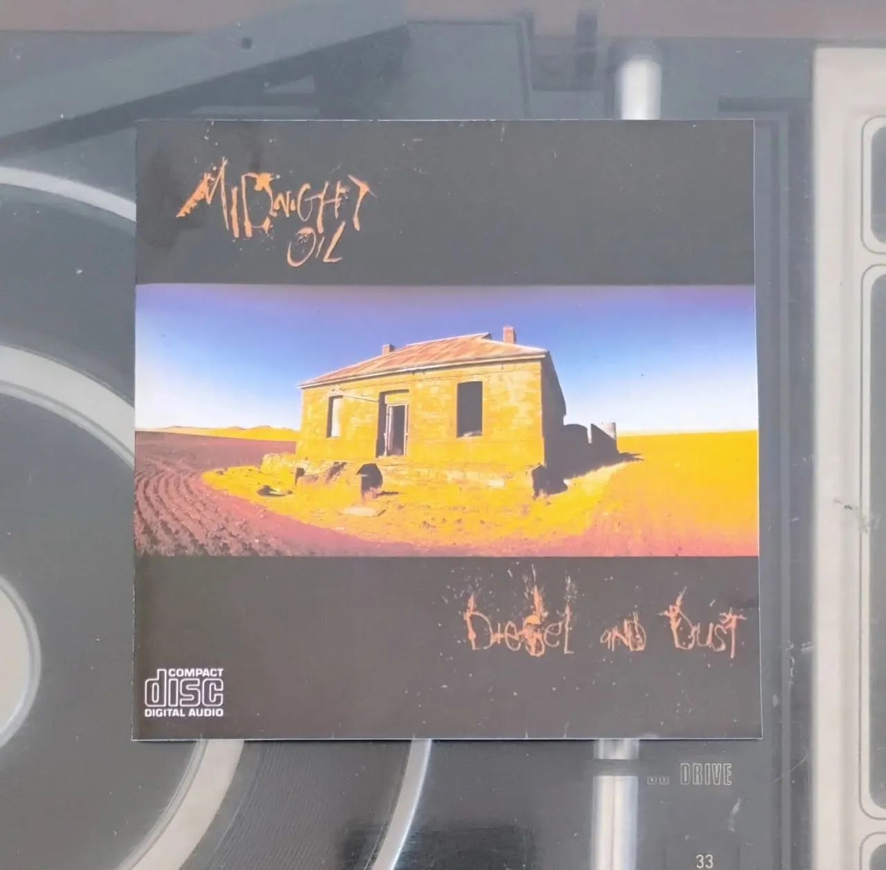 CD Midnight Oil " Diesel and Dust" (usado) - Foto 4