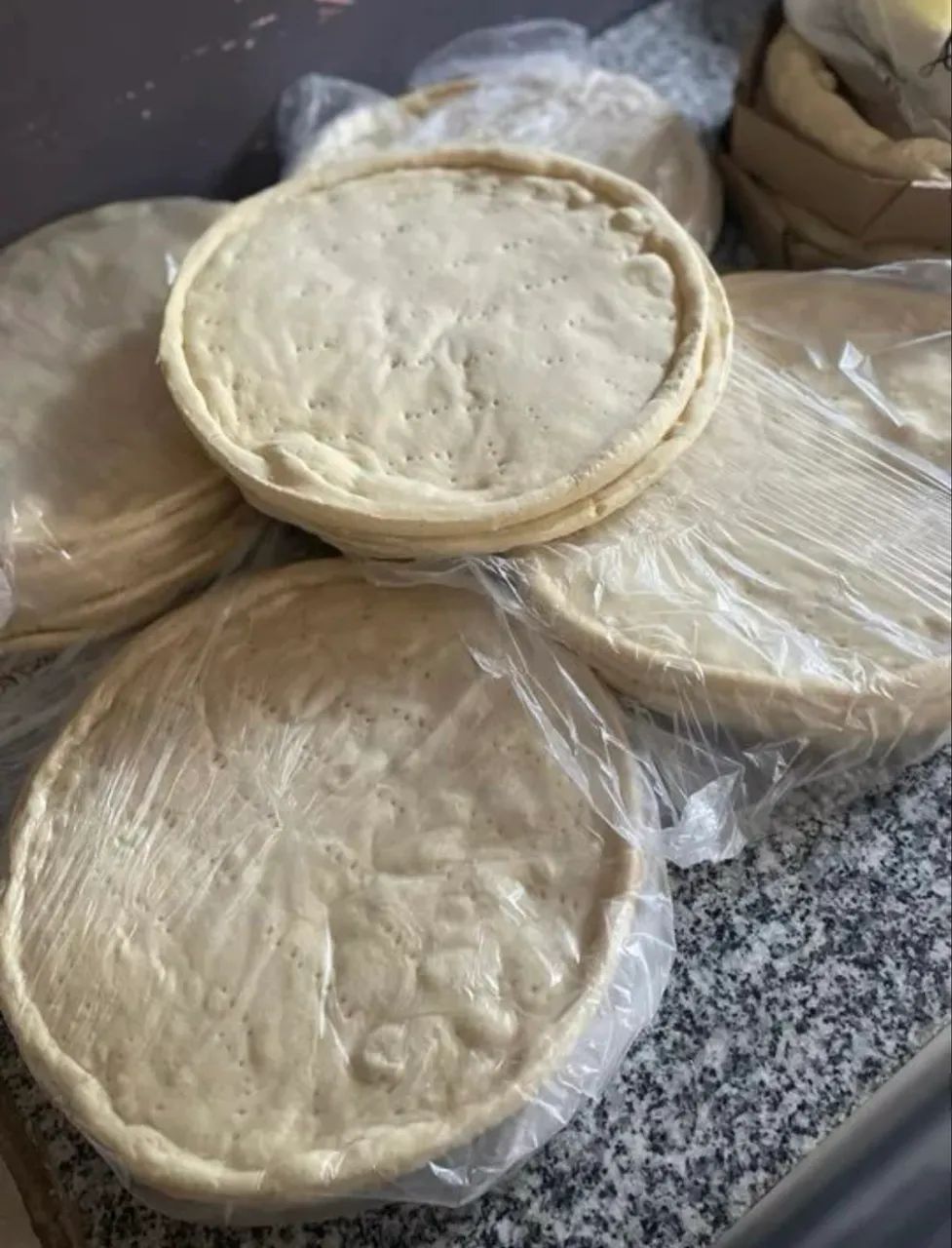 Massas de pizzas pré assadas - Foto 2