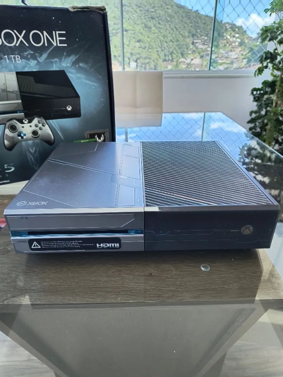 Xbox One 1TB Halo Edition com 1 controle - Foto 4