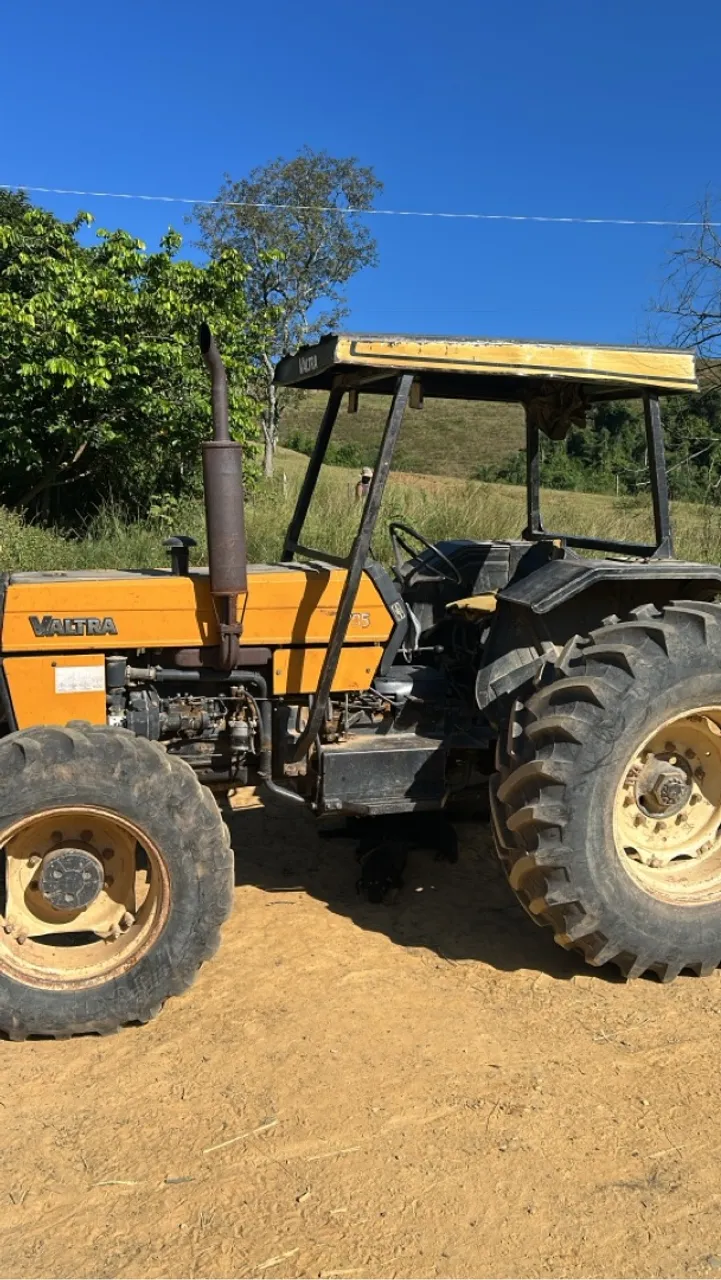 Valtra 785