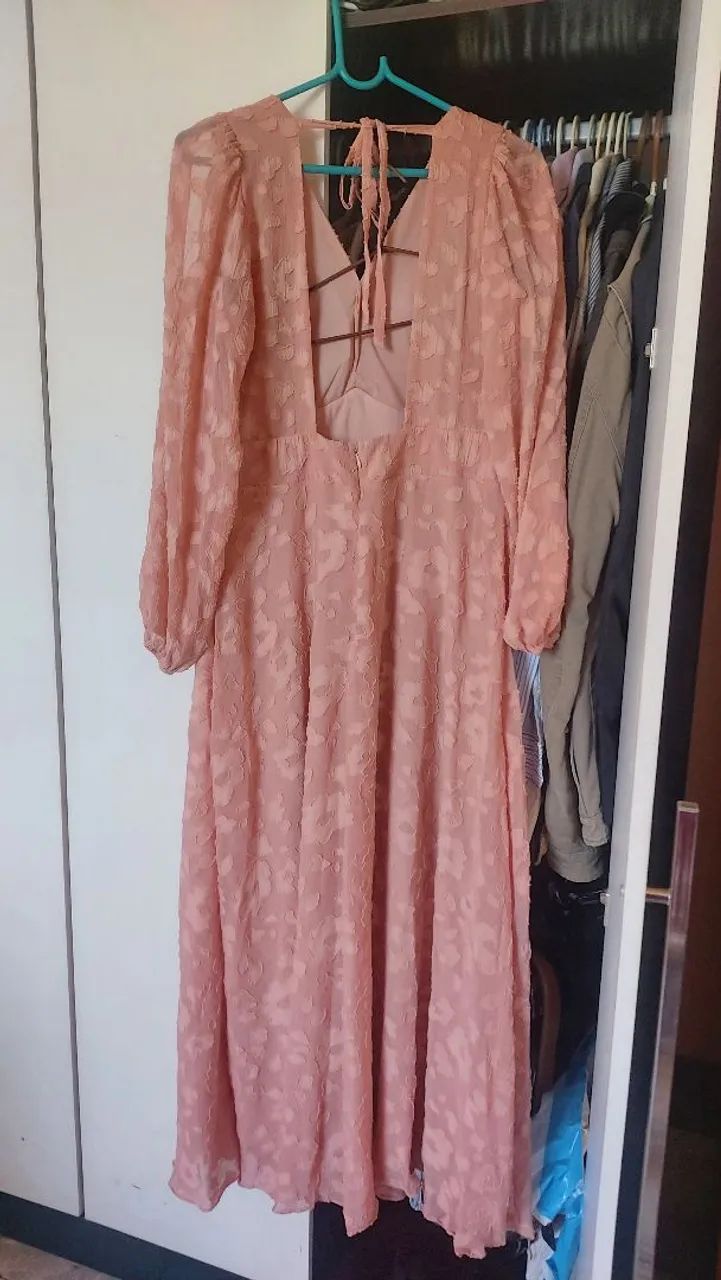 Vestido Longo Rose com Detalhes Florais - Foto 3