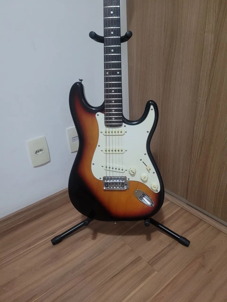 Guitarra Condor 
