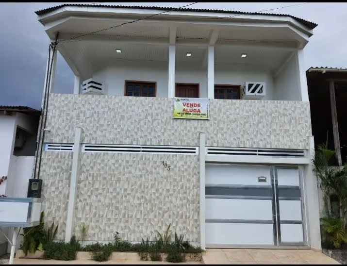 Vende-se casa