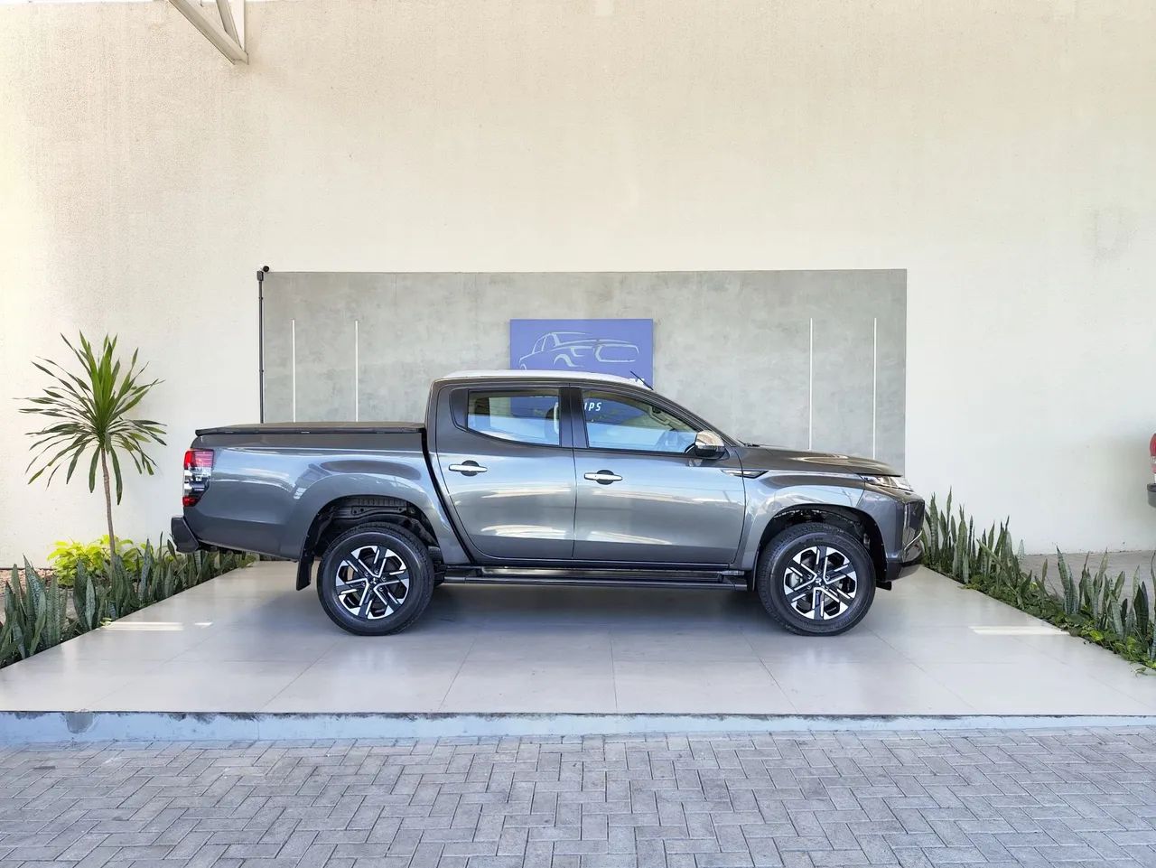 L200 Triton Hpe-S 2024 - Foto 4