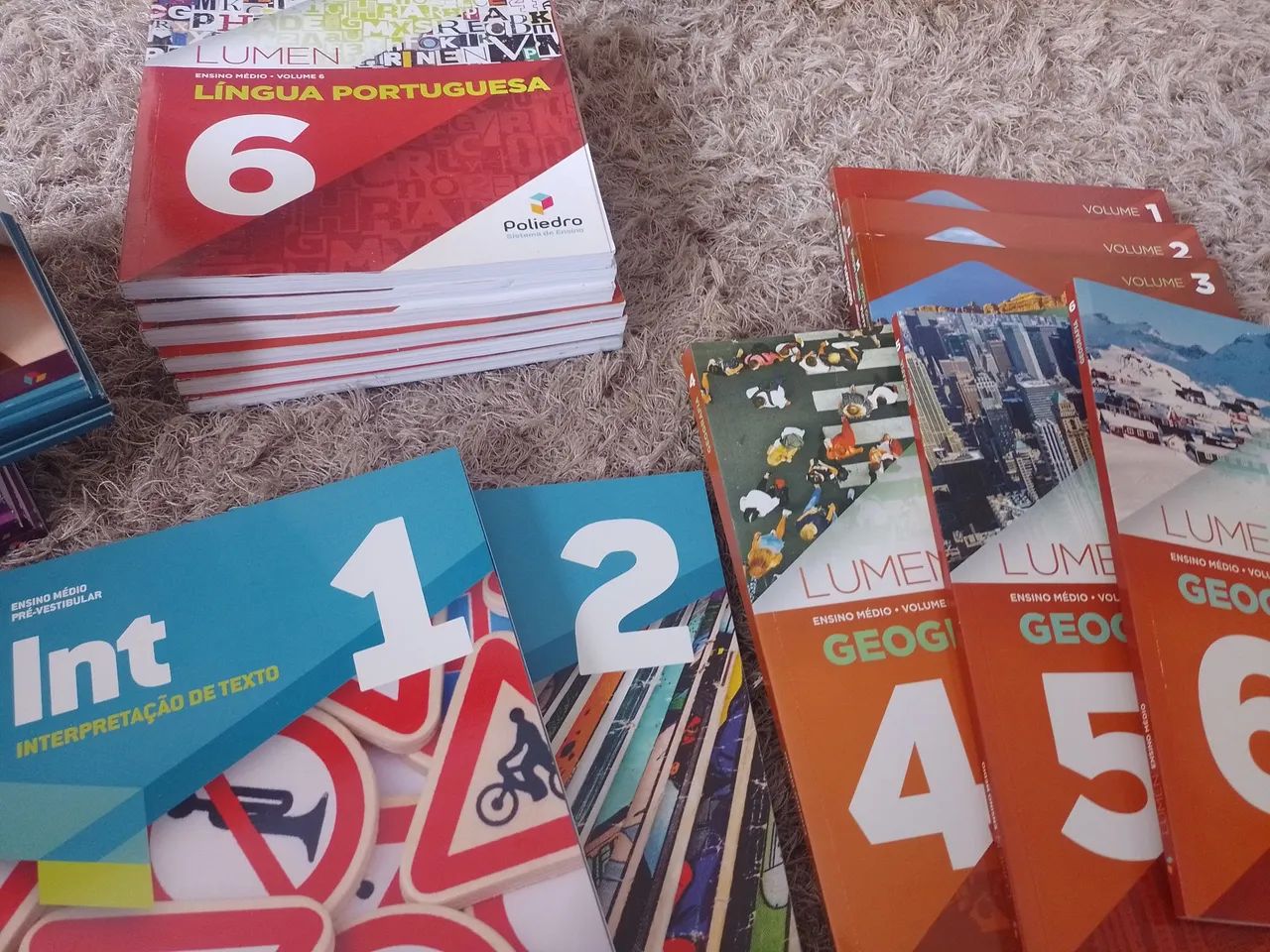 Kit Completo de Livros Escolares - Ensino Médio - Foto 3