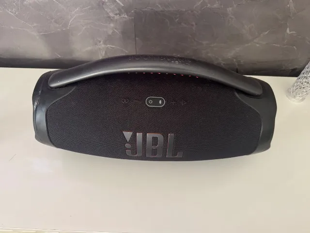 Jbl boombox