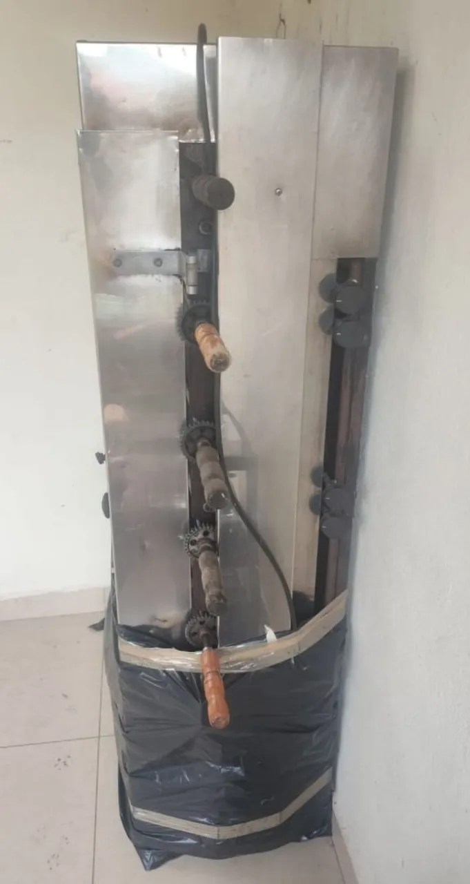 Máquina de Assar Frango