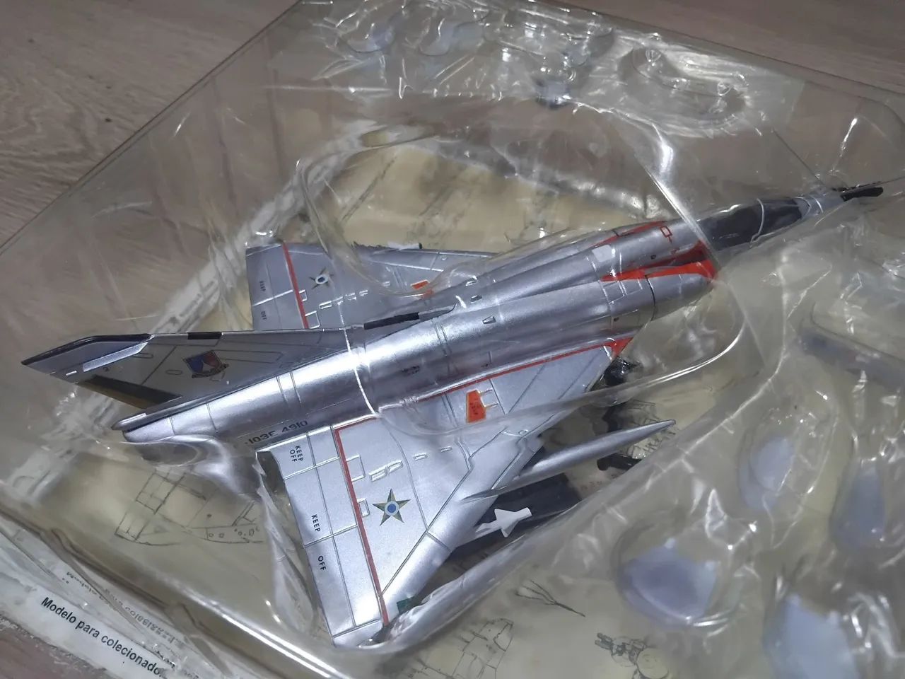 Miniatura escala 1:72 Dassault Mirage III E - Brasil - Foto 3