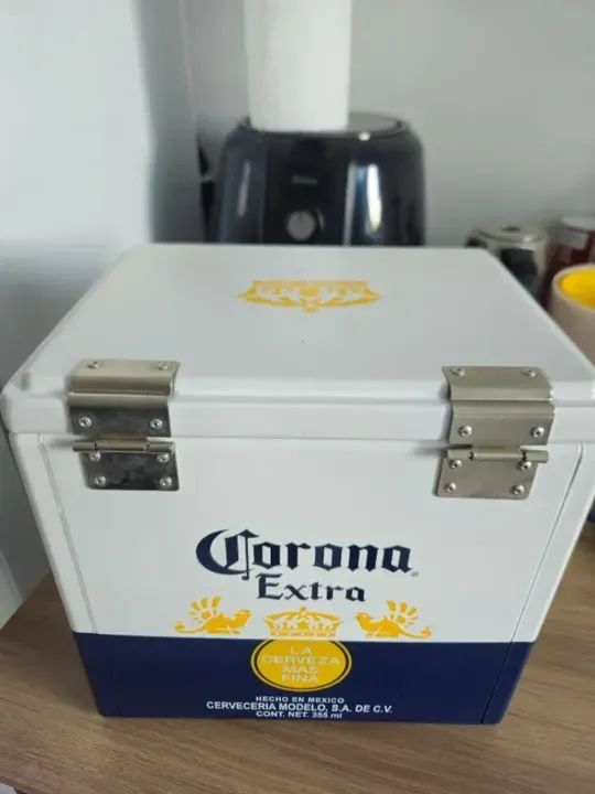 Cooler/Caixa Térmica Corona 15l em Metal - Foto 6