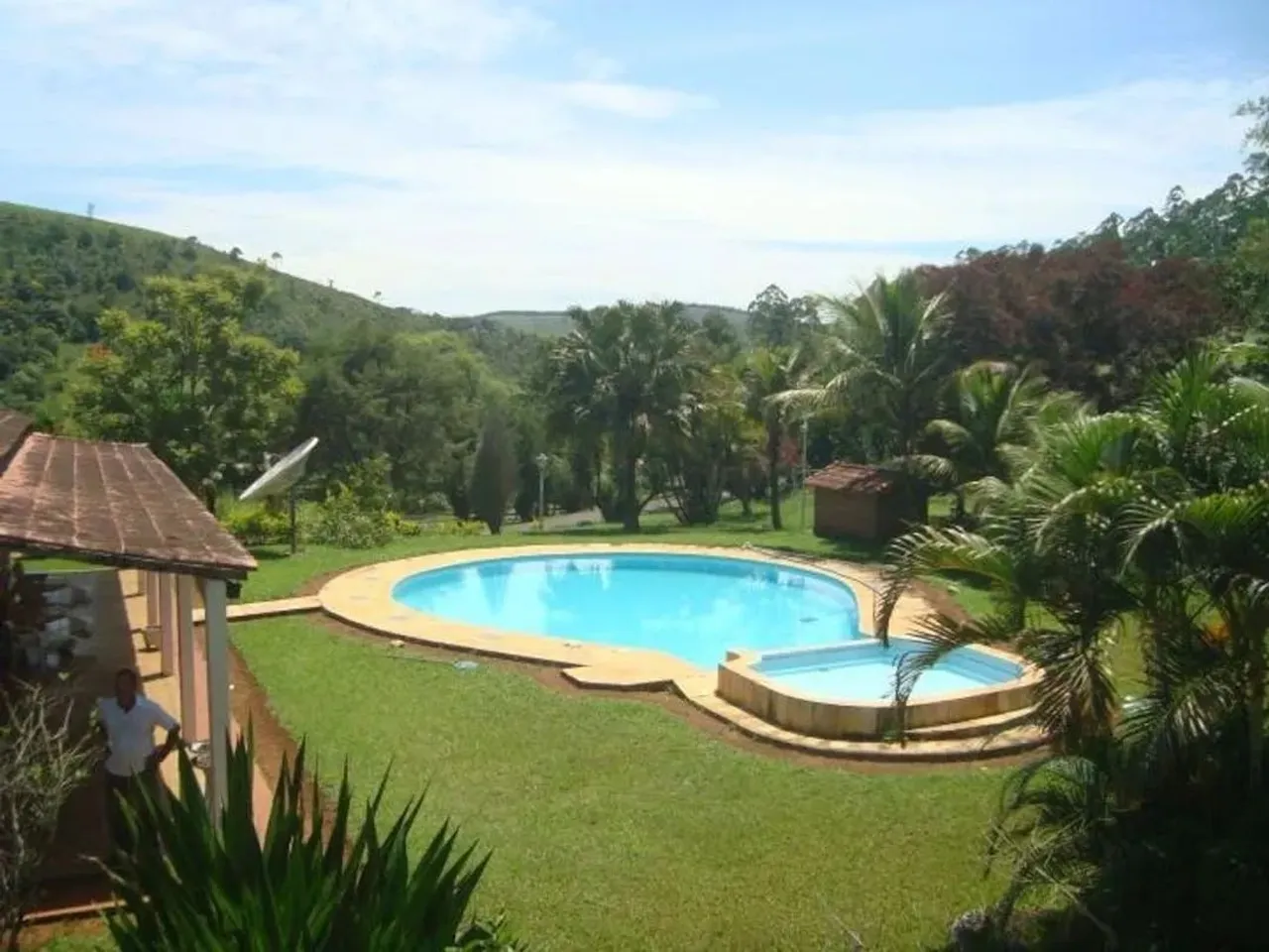 Fazenda Residencial 72 Alqueires com Estrutura Completa e Lago em Canaã, Jambeiro/SP.