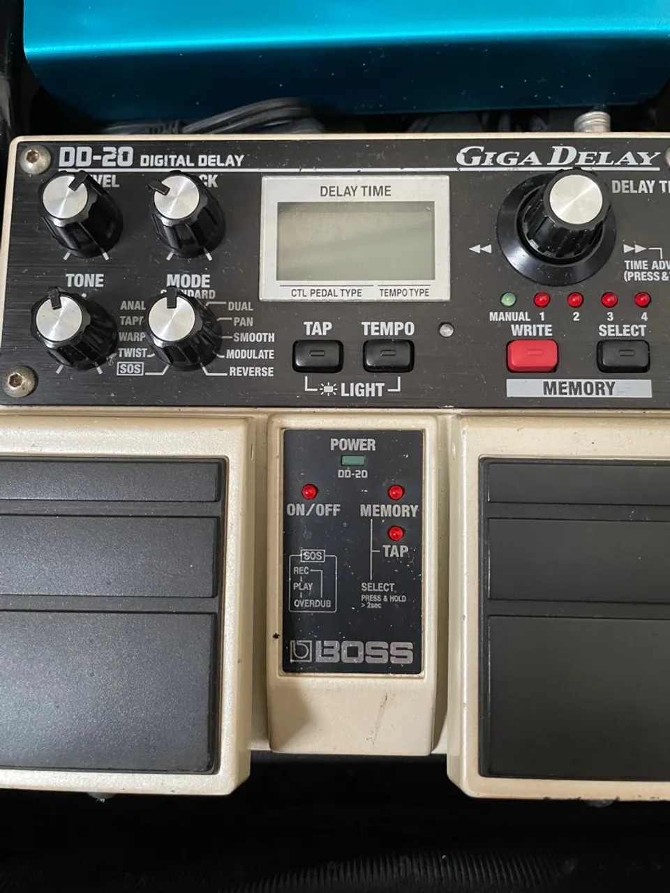 BOSS DD-20 GIGA DELAY