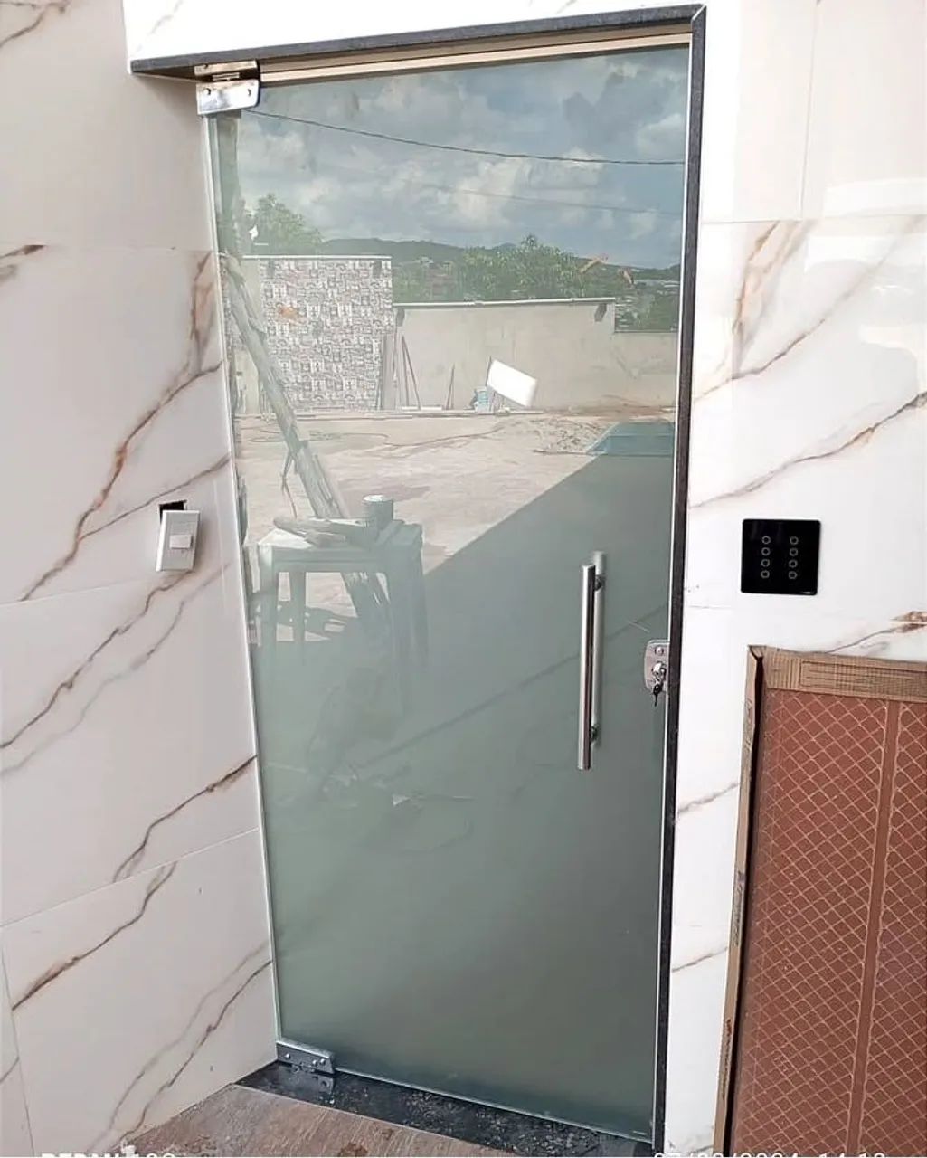 Porta de vidro temperado - Nova
