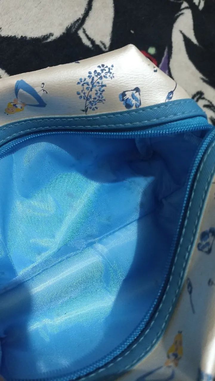 Kit caderneta e estojo Alice  - Foto 3