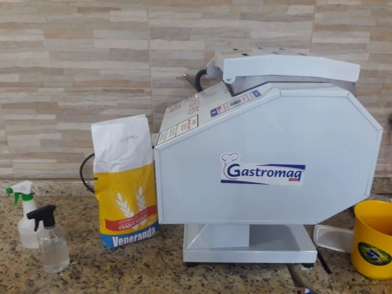 Vendo Amassadeira  gastromaq