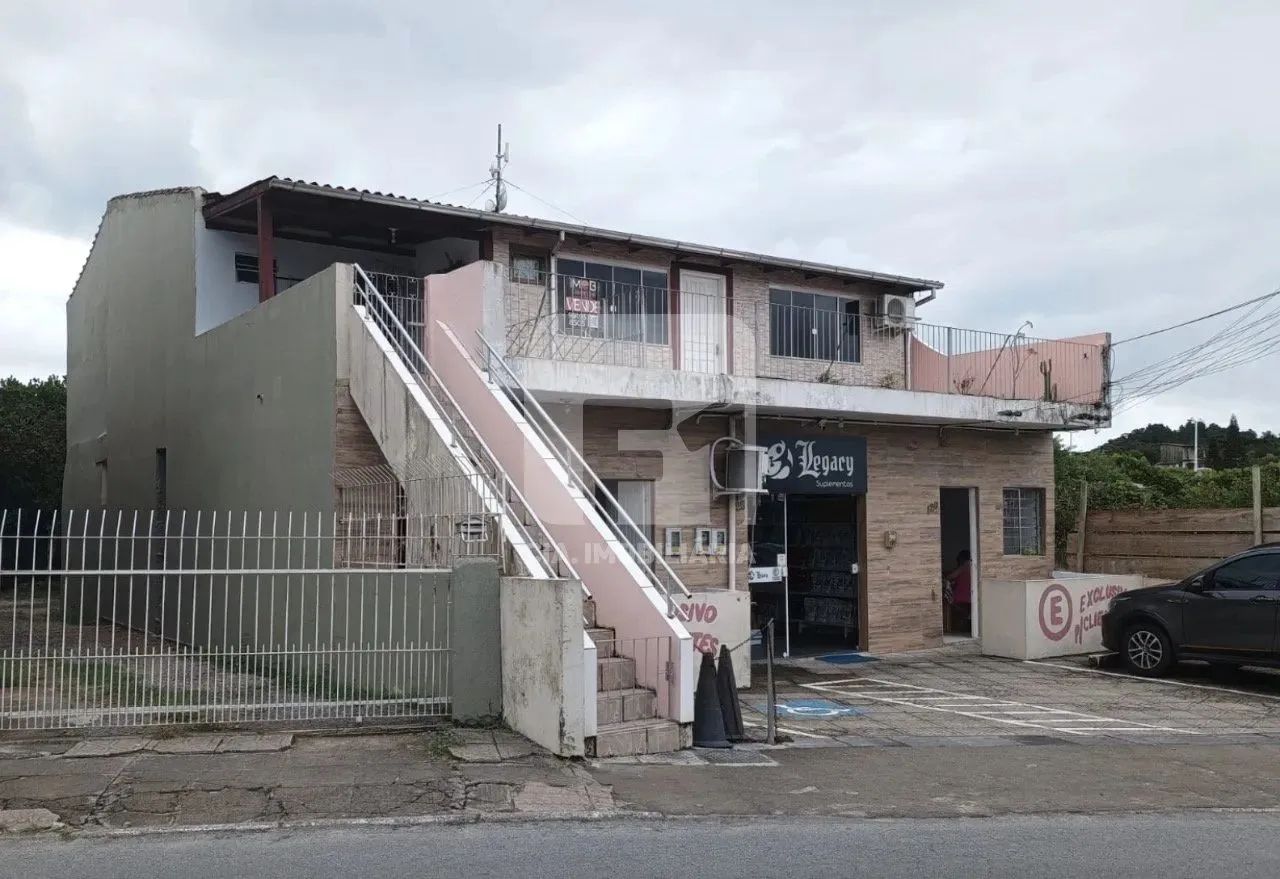 Casa de 5 dormitórios à venda na Tapera da Base
