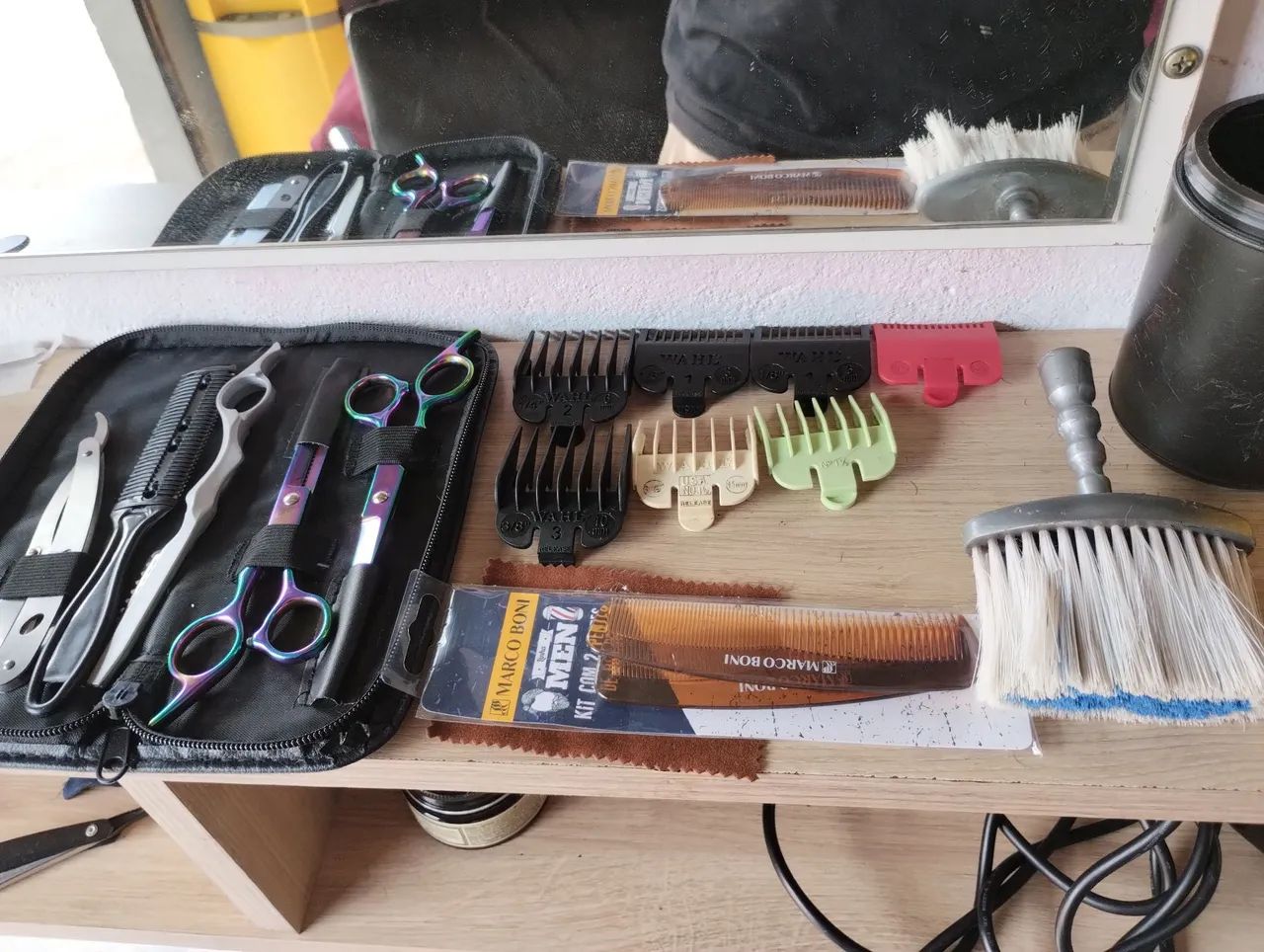 KIT DE BARBEARIA ? Máquina Wahl Icon + KIT tesoura (550) - Foto 3