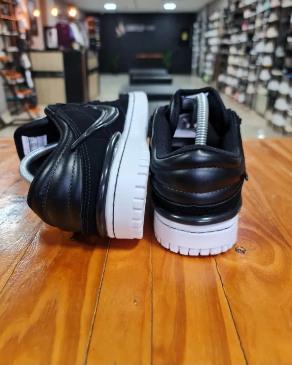 Tênis Nike Dunk low TWIST SB - Preto/Solado Branco Linha Luxo - Foto 5