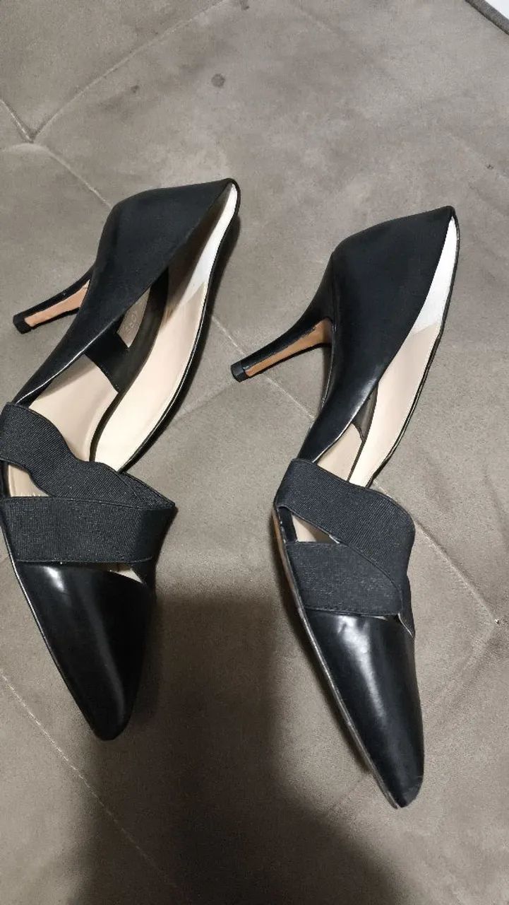 Scarpin Michael Kors preto  - Foto 2