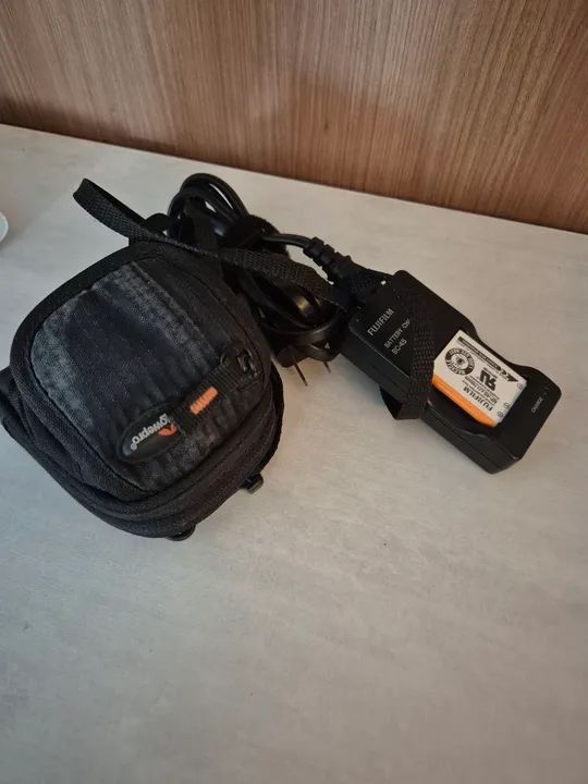 Câmera Digital Fujifilm FinePix Z - Foto 2