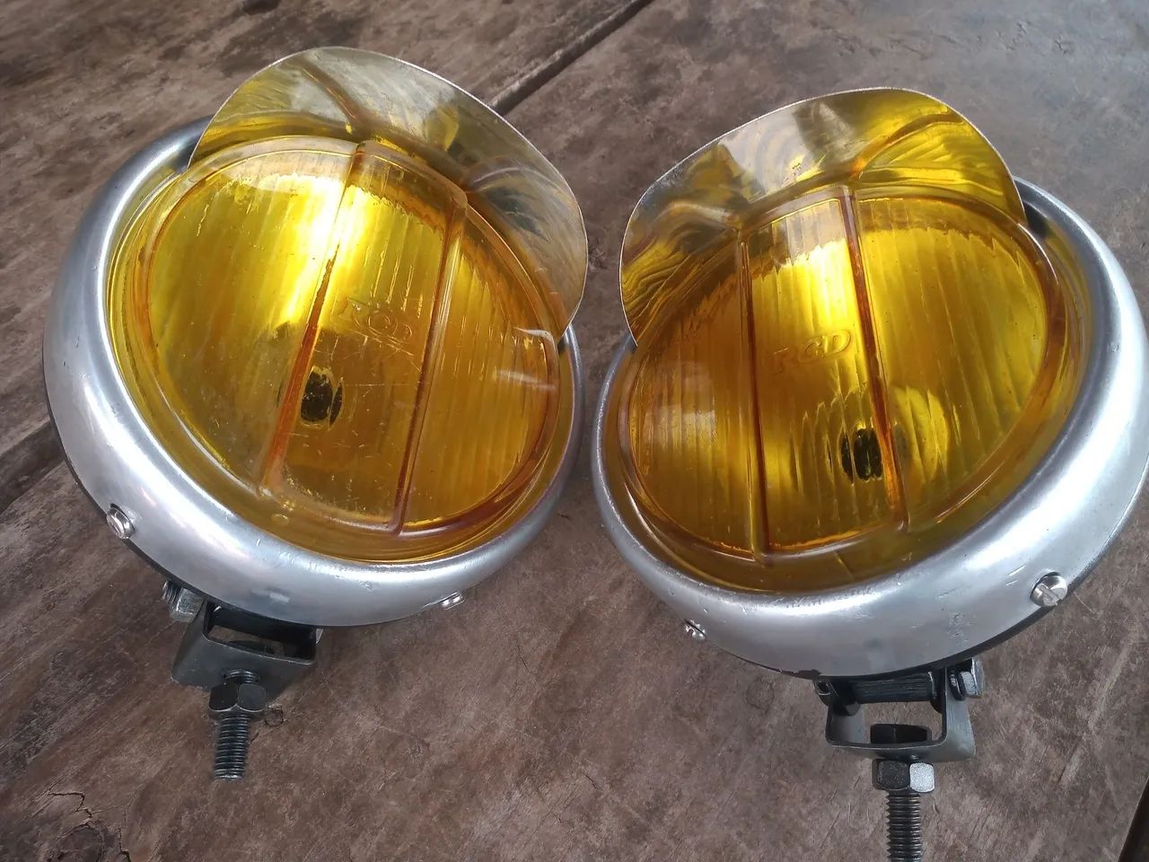 Faróis milha antigos de carro fusca TL Variant 