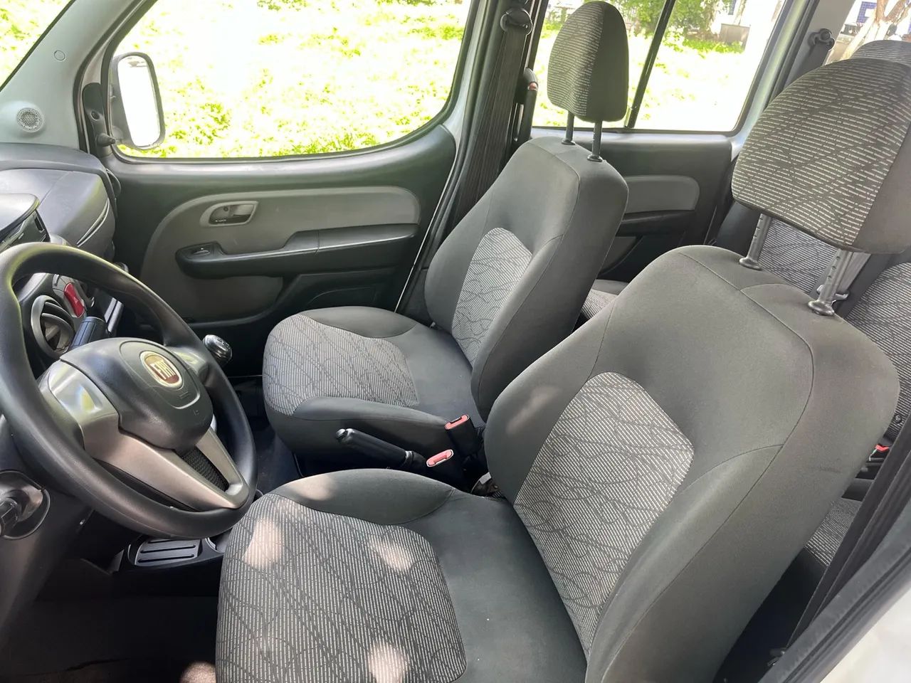 Doblo Essence 1.8 2021 7 lugares - Foto 2