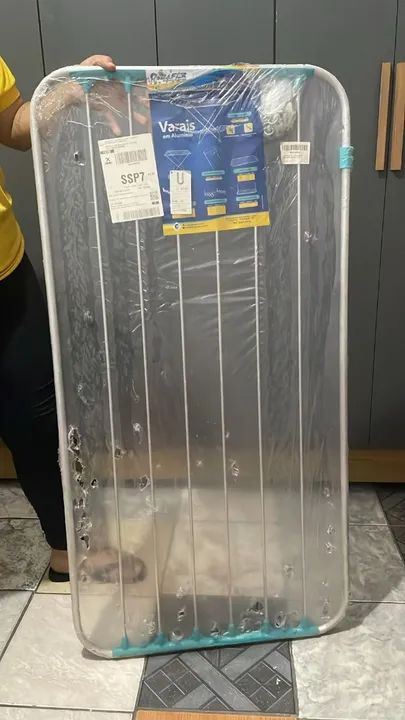 Varal de teto para área externa