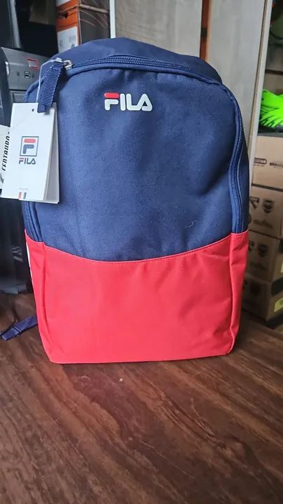 Mochila Fila Azul e Vermelha