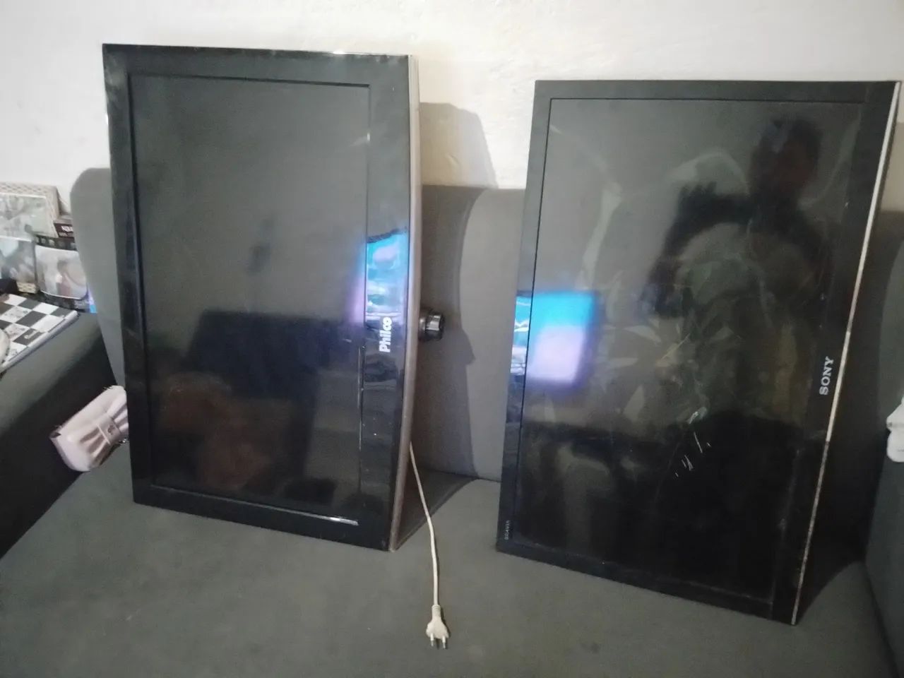 Duas TVs LCD 32 polegadas Sony e Philco - Foto 2