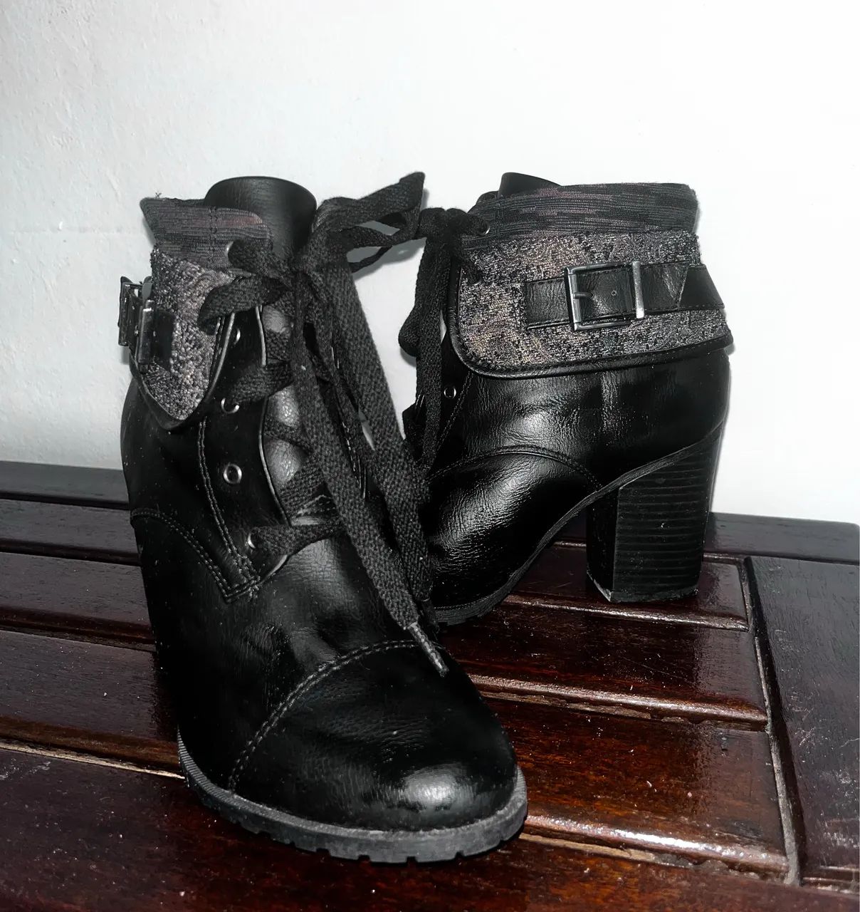 Bota coturno 37  - Foto 2