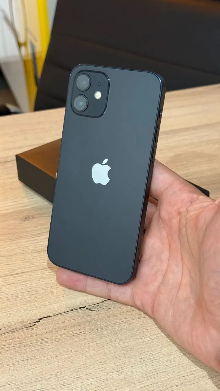 iPhone 12 64GB Preto - Saúde da bateria 100%! Leia o anuncio! Loja