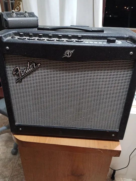 Amplificador de guitarra Fender  Mustang III v.2